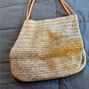 Woven straw bag